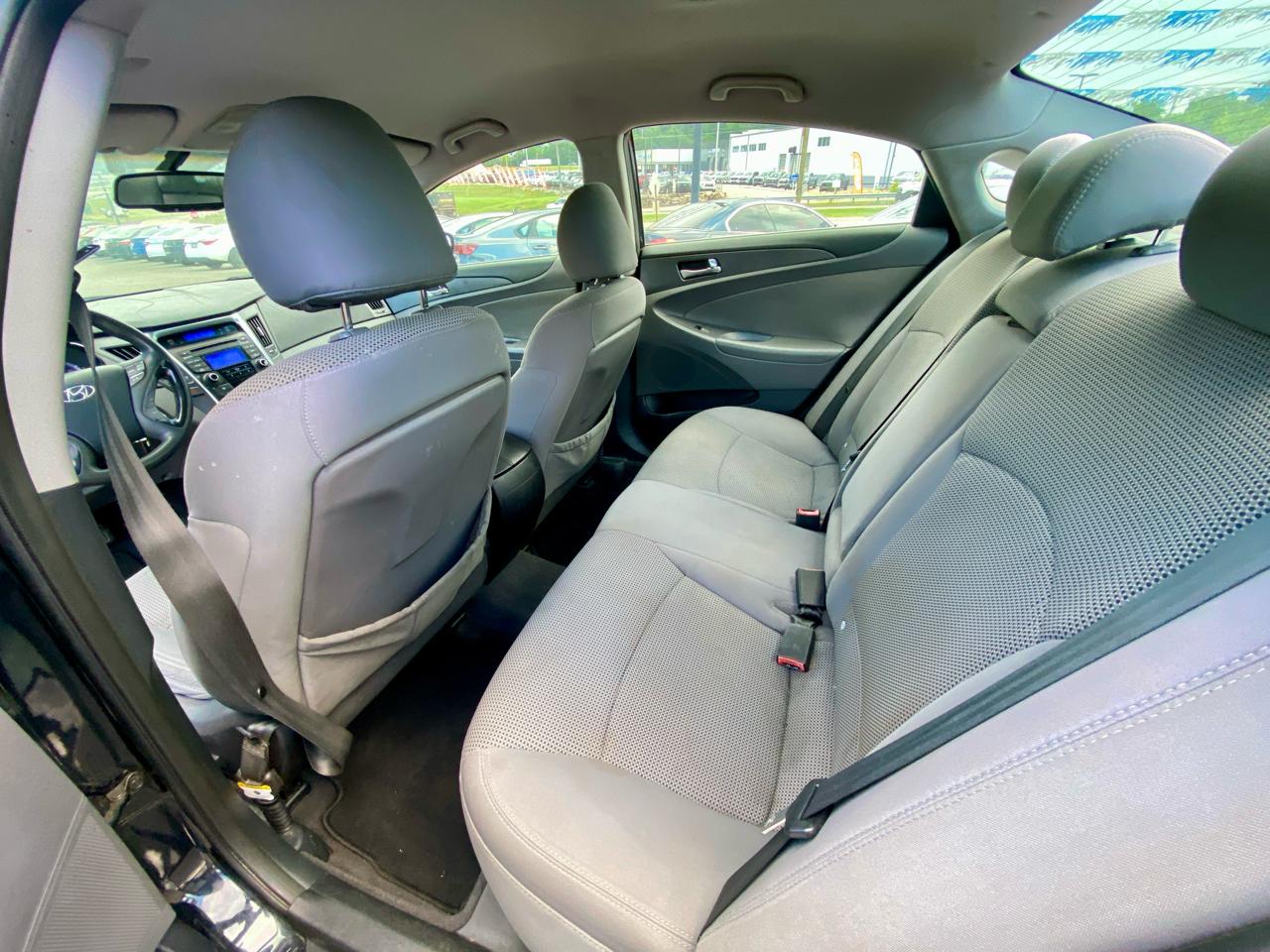 Hyundai Sonata 4dr Sdn 2.4L Auto GLS 2013