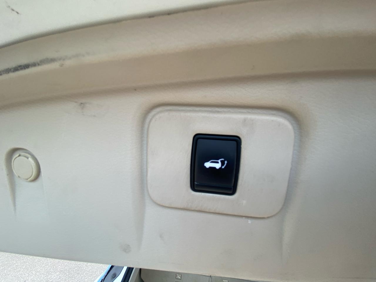 Nissan Murano FWD 4dr SL 2015