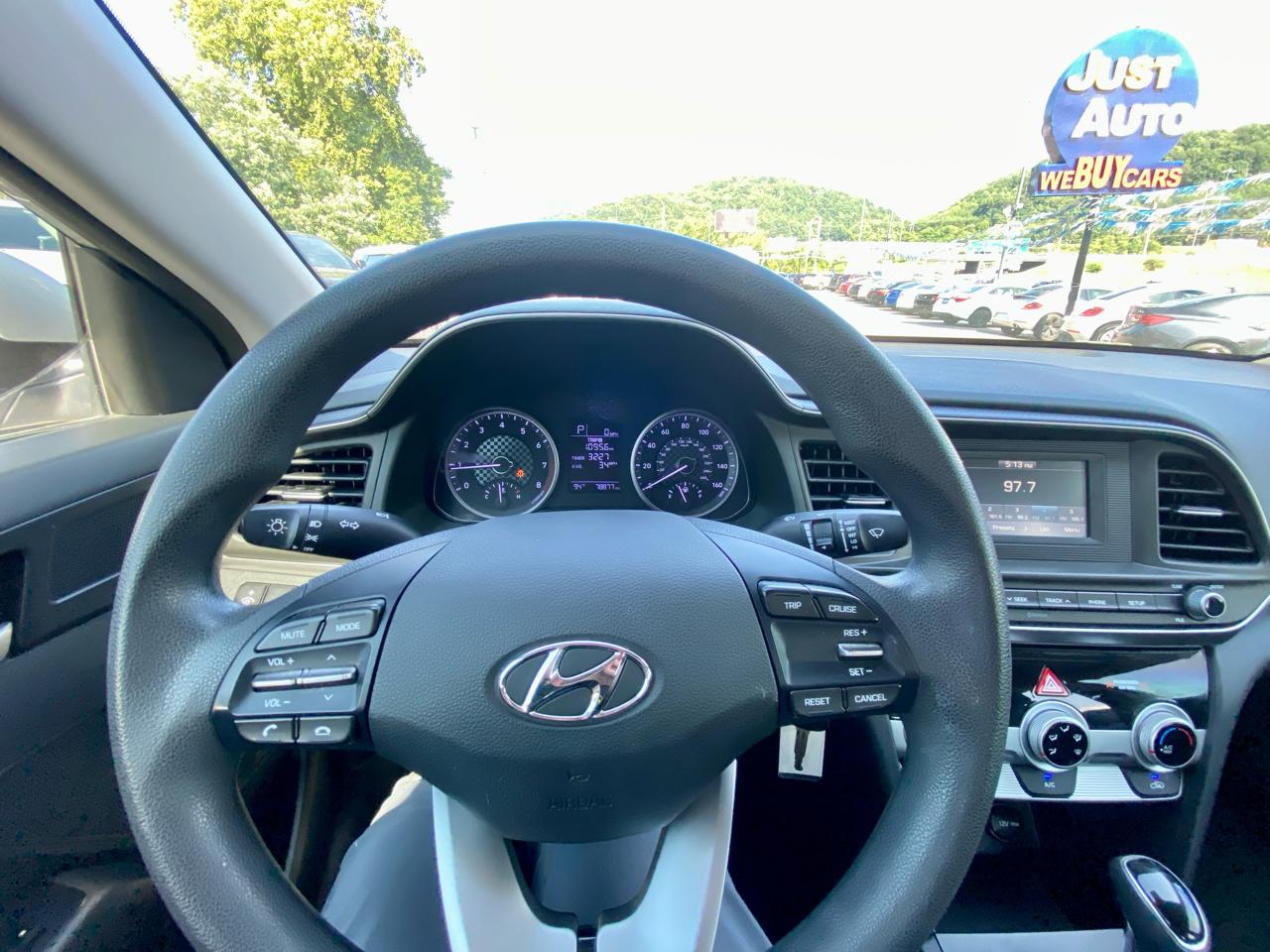 Hyundai Elantra SE Auto 2019