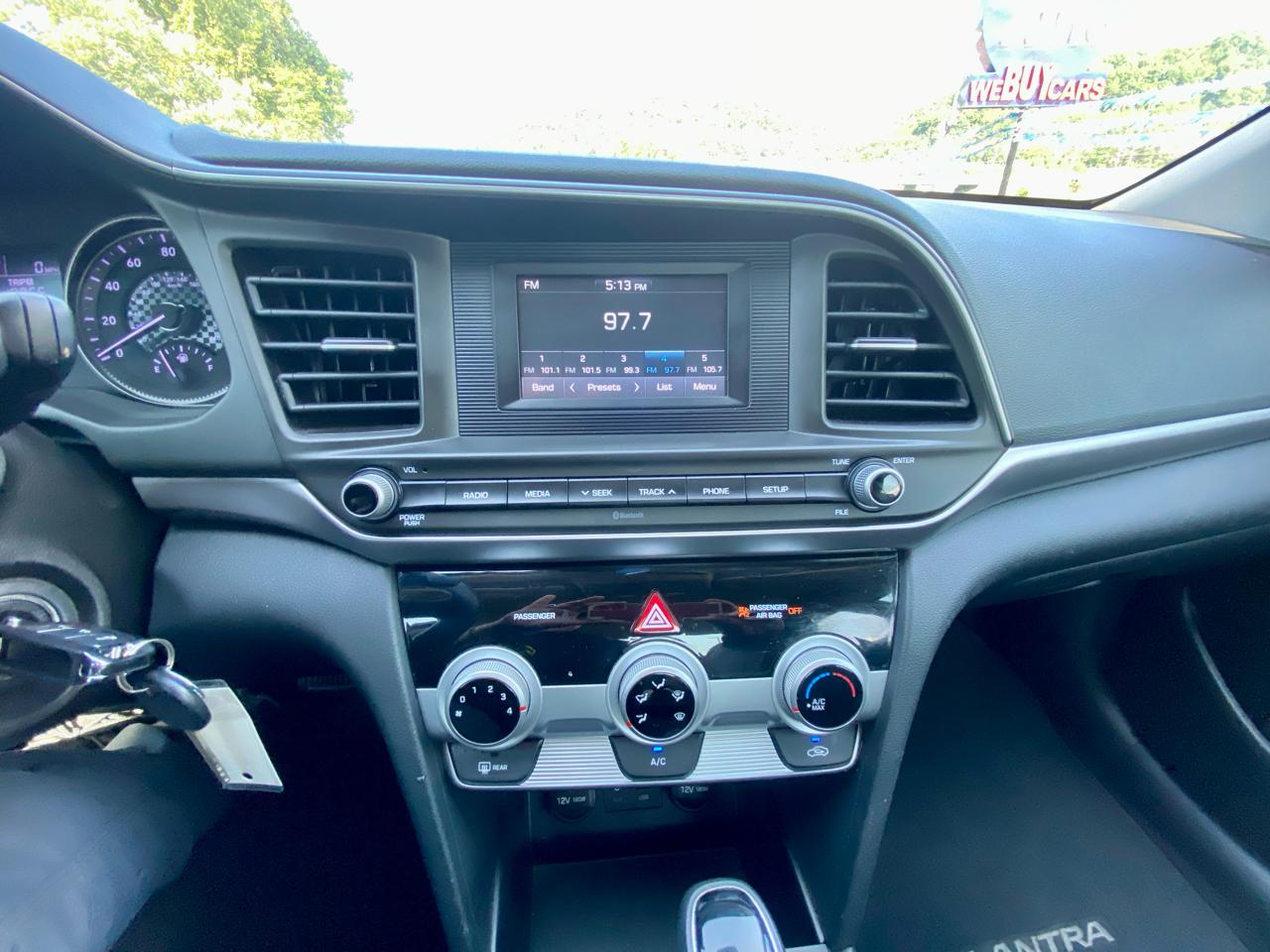 Hyundai Elantra SE Auto 2019