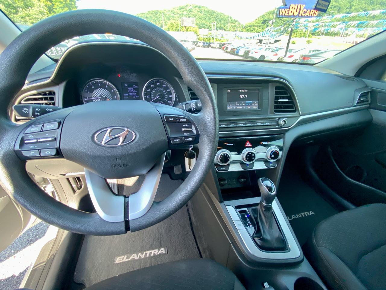 Hyundai Elantra SE Auto 2019