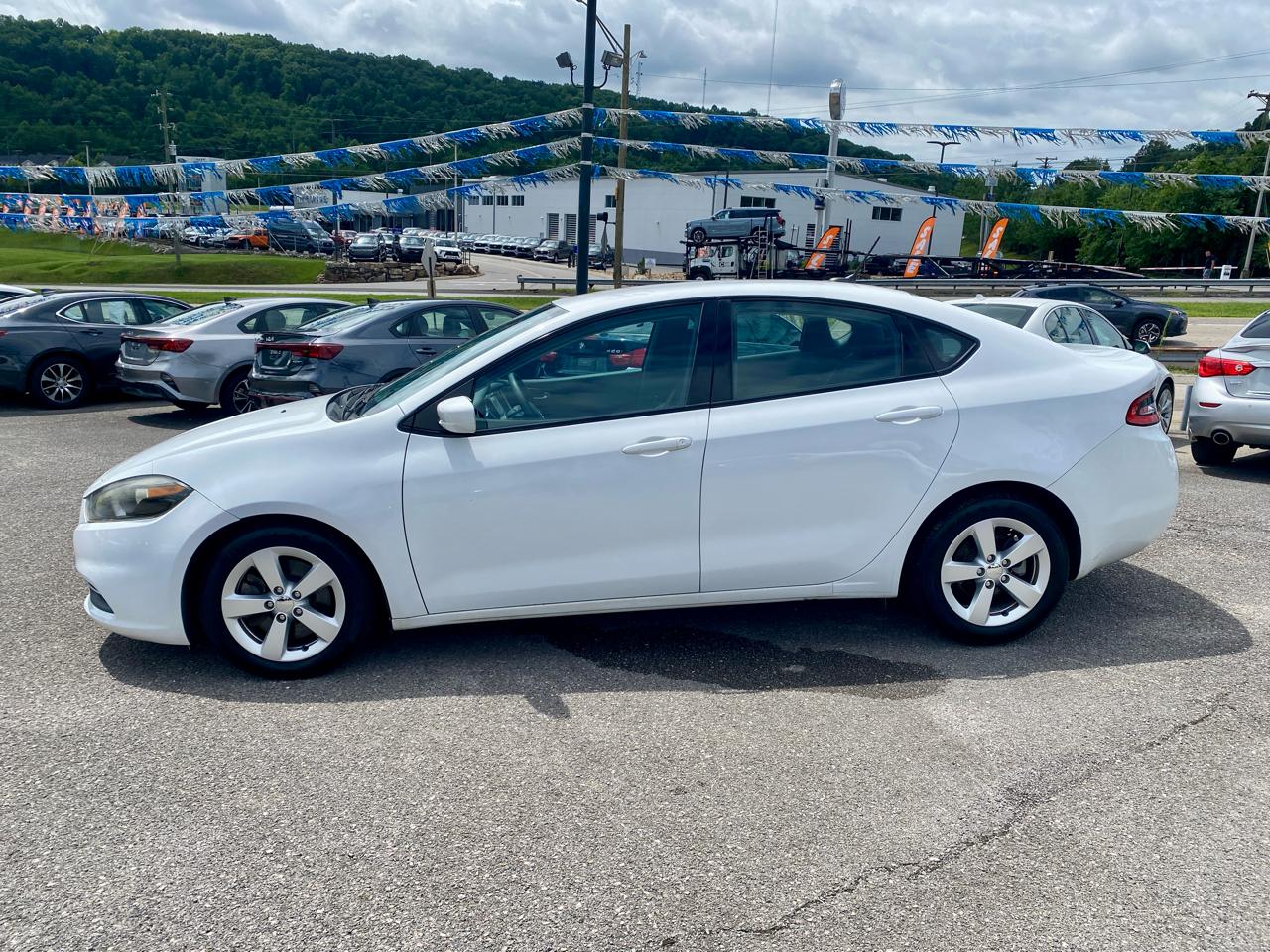 Dodge Dart 4dr Sdn SXT 2016