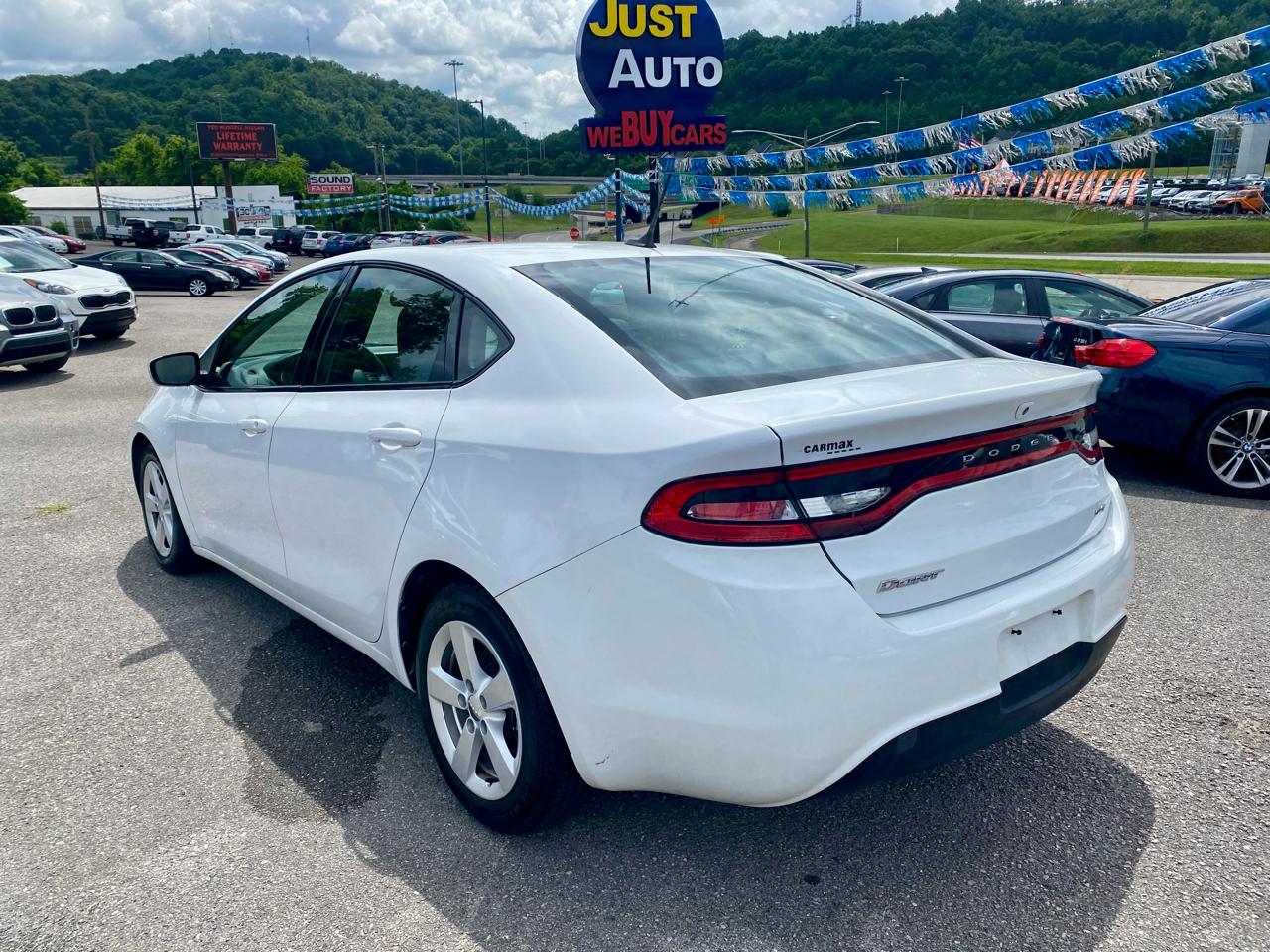 Dodge Dart 4dr Sdn SXT 2016