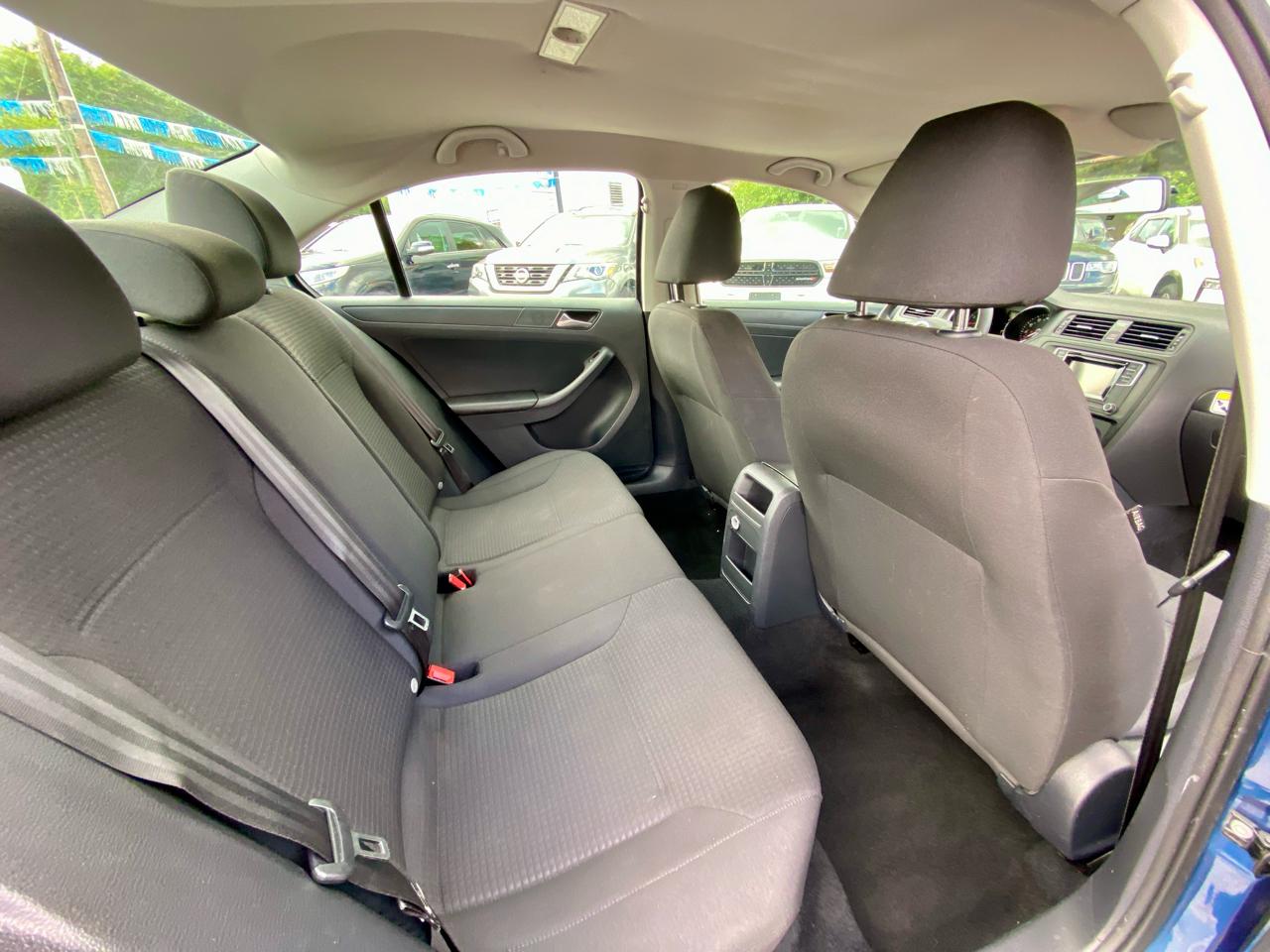 Volkswagen Jetta Sedan 4dr Auto 1.4T S 2016