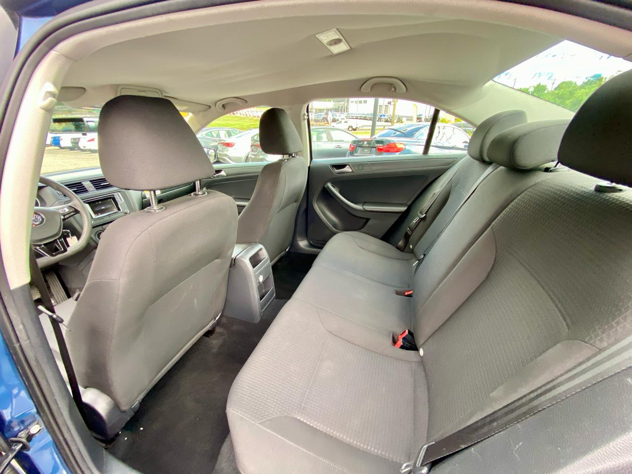 Volkswagen Jetta Sedan 4dr Auto 1.4T S 2016