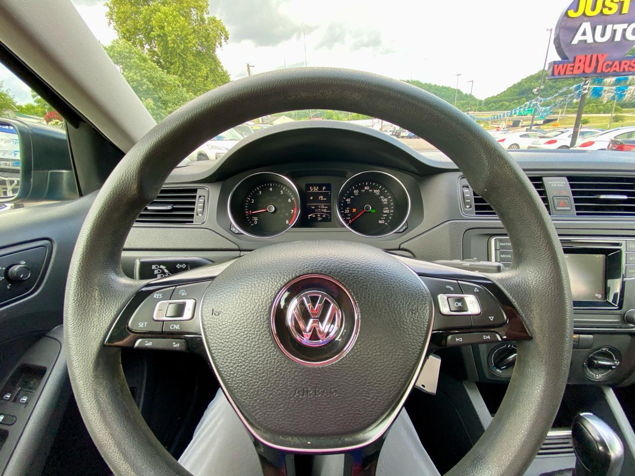 Volkswagen Jetta Sedan 4dr Auto 1.4T S 2016