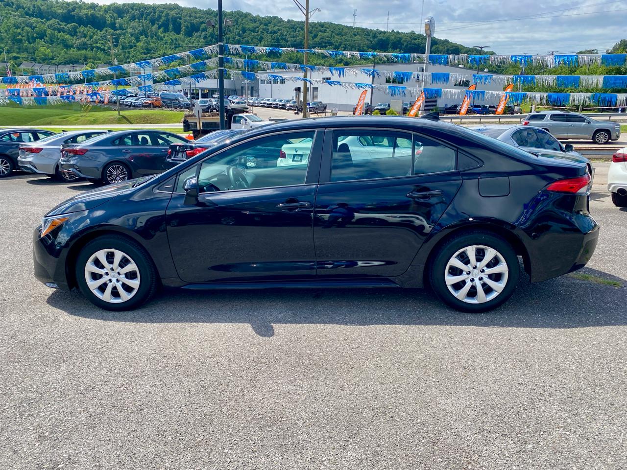 Toyota Corolla LE CVT (Natl) 2024