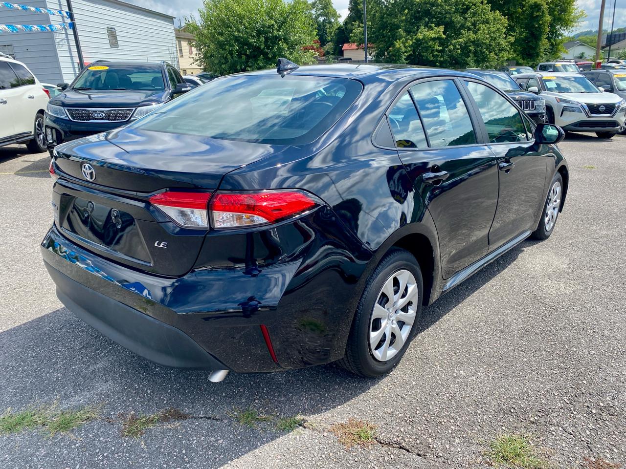 Toyota Corolla LE CVT (Natl) 2024