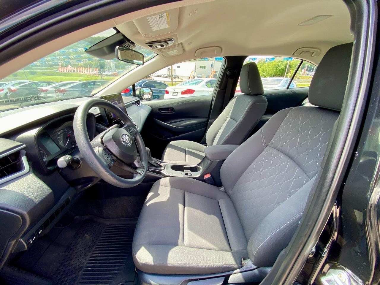 Toyota Corolla LE CVT (Natl) 2024