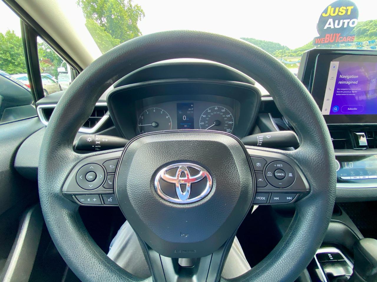 Toyota Corolla LE CVT (Natl) 2024