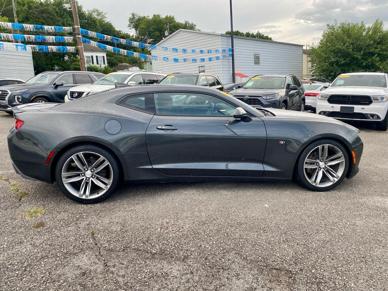 Chevrolet Camaro 2dr Cpe 1LT 2017
