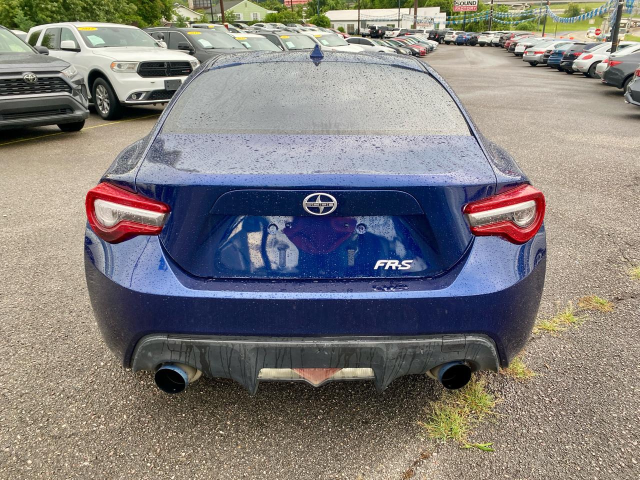 Scion FR-S 2dr Cpe Man (Natl) 2013