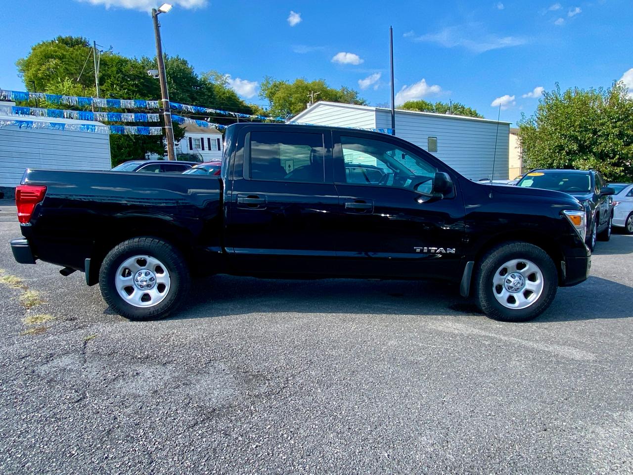 Nissan Titan 4x4 Crew Cab S 2021