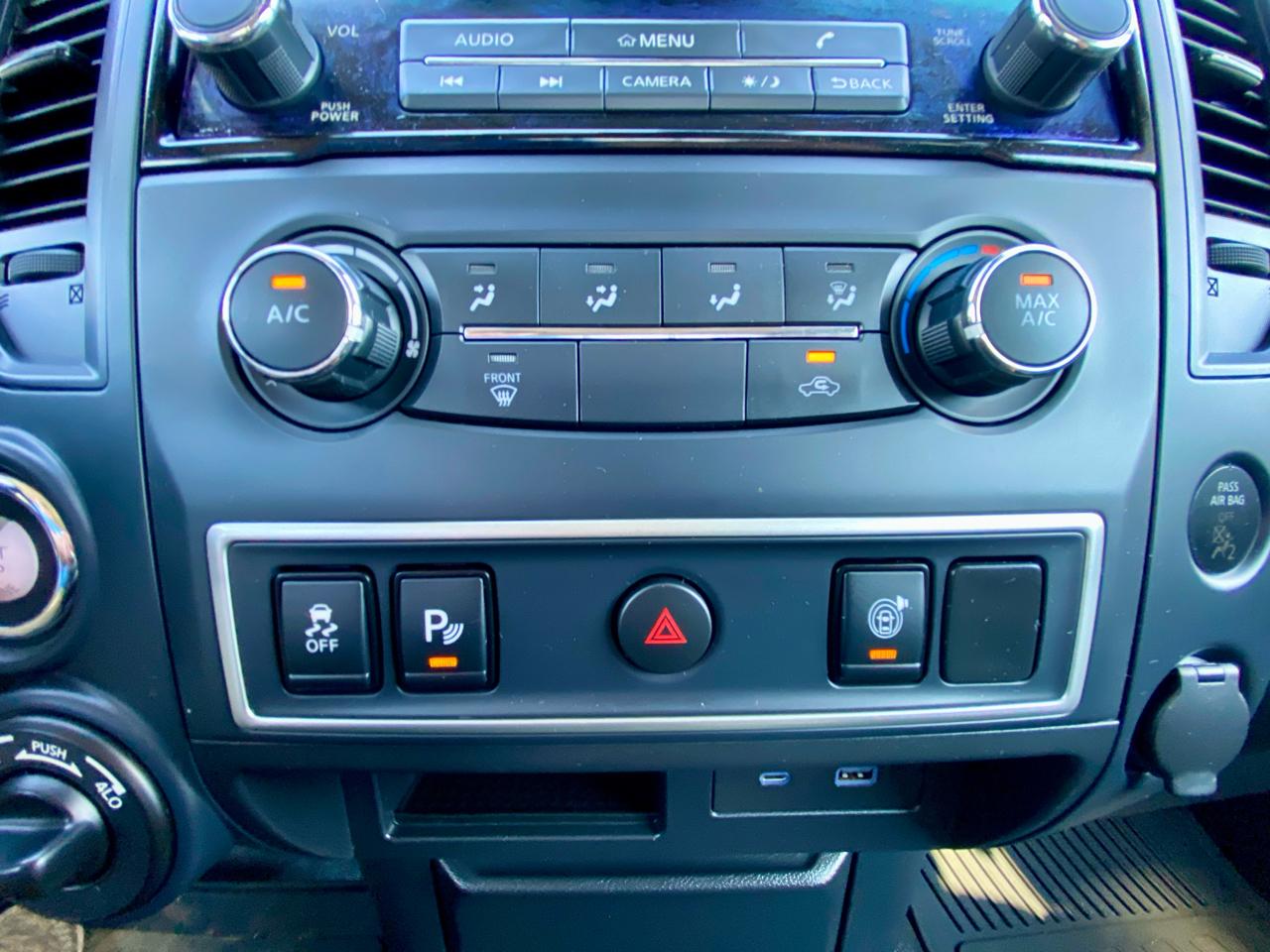 Nissan Titan 4x4 Crew Cab S 2021