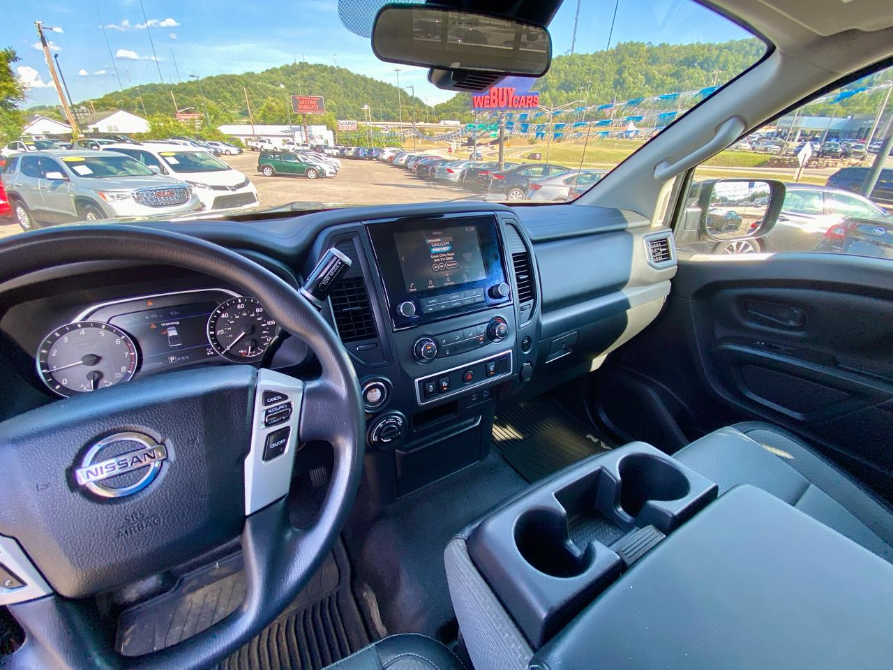 Nissan Titan 4x4 Crew Cab S 2021