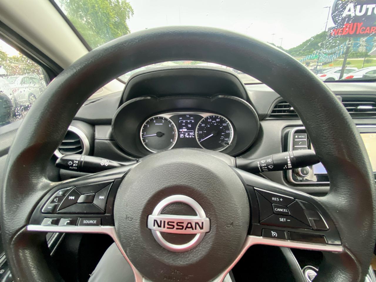 Nissan Versa S CVT 2020