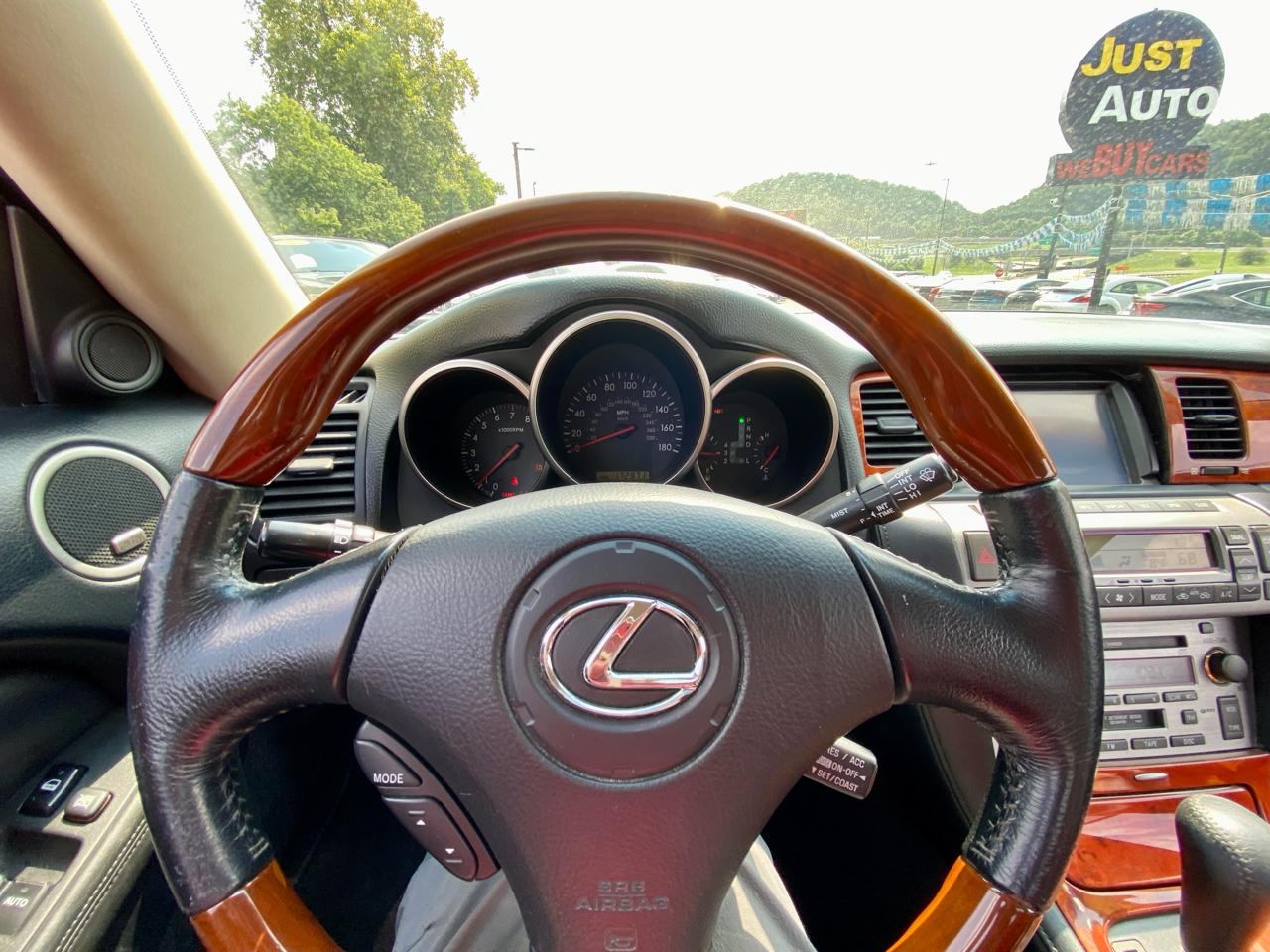 Lexus SC 430 2dr Convertible 2004