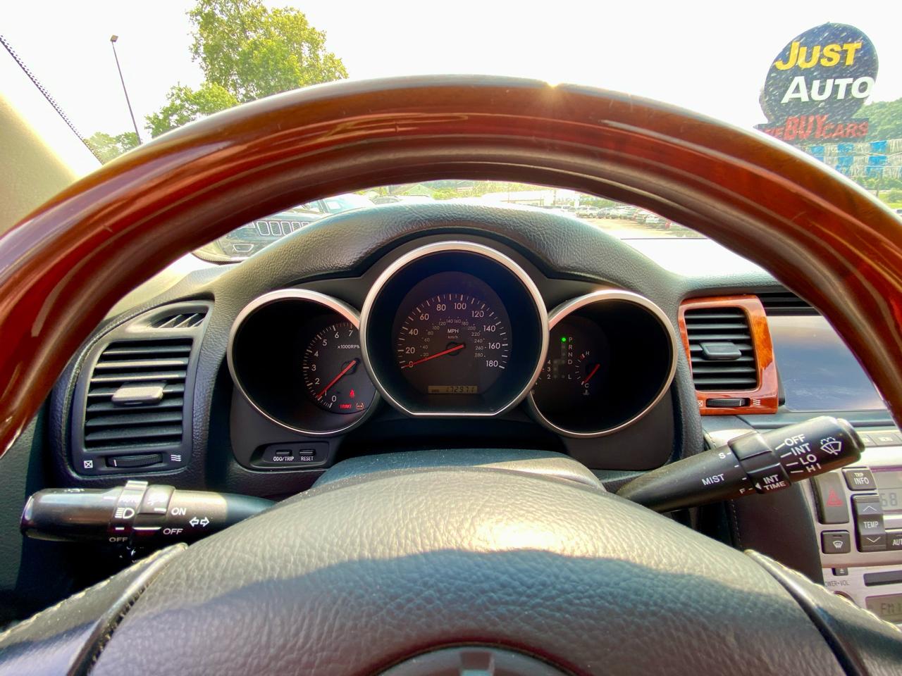 Lexus SC 430 2dr Convertible 2004