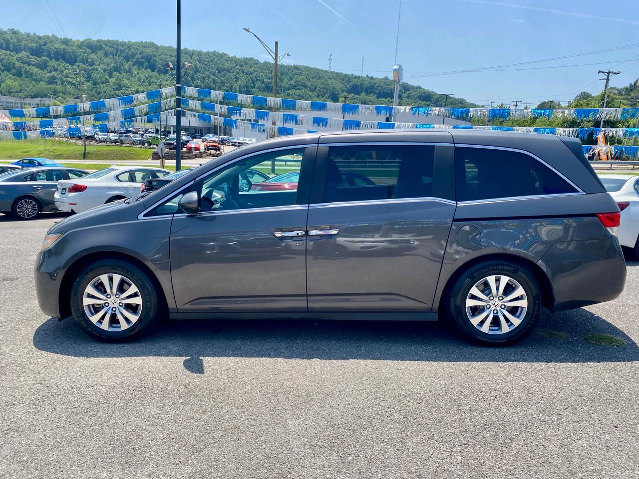 Honda Odyssey SE Auto 2017