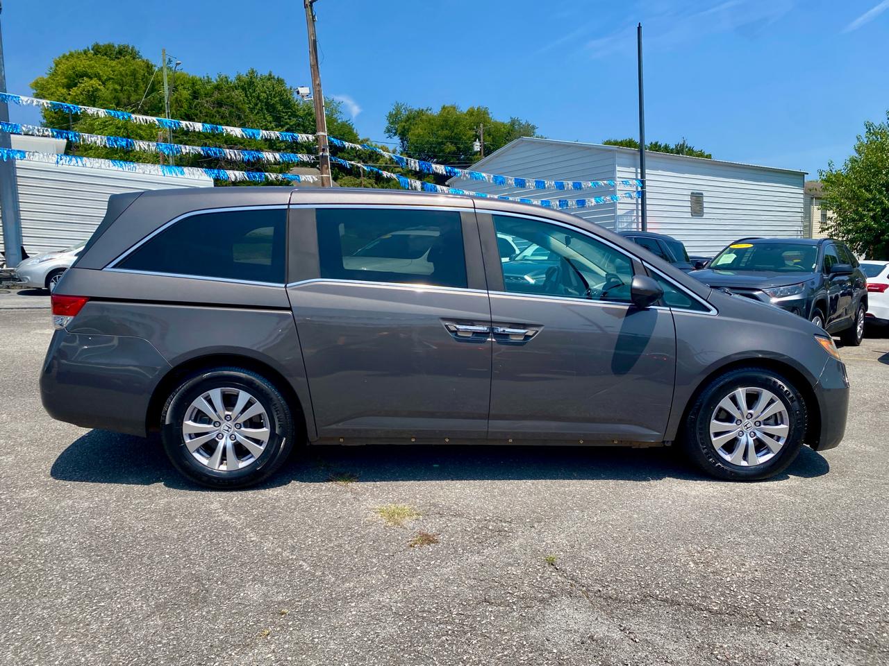 Honda Odyssey SE Auto 2017