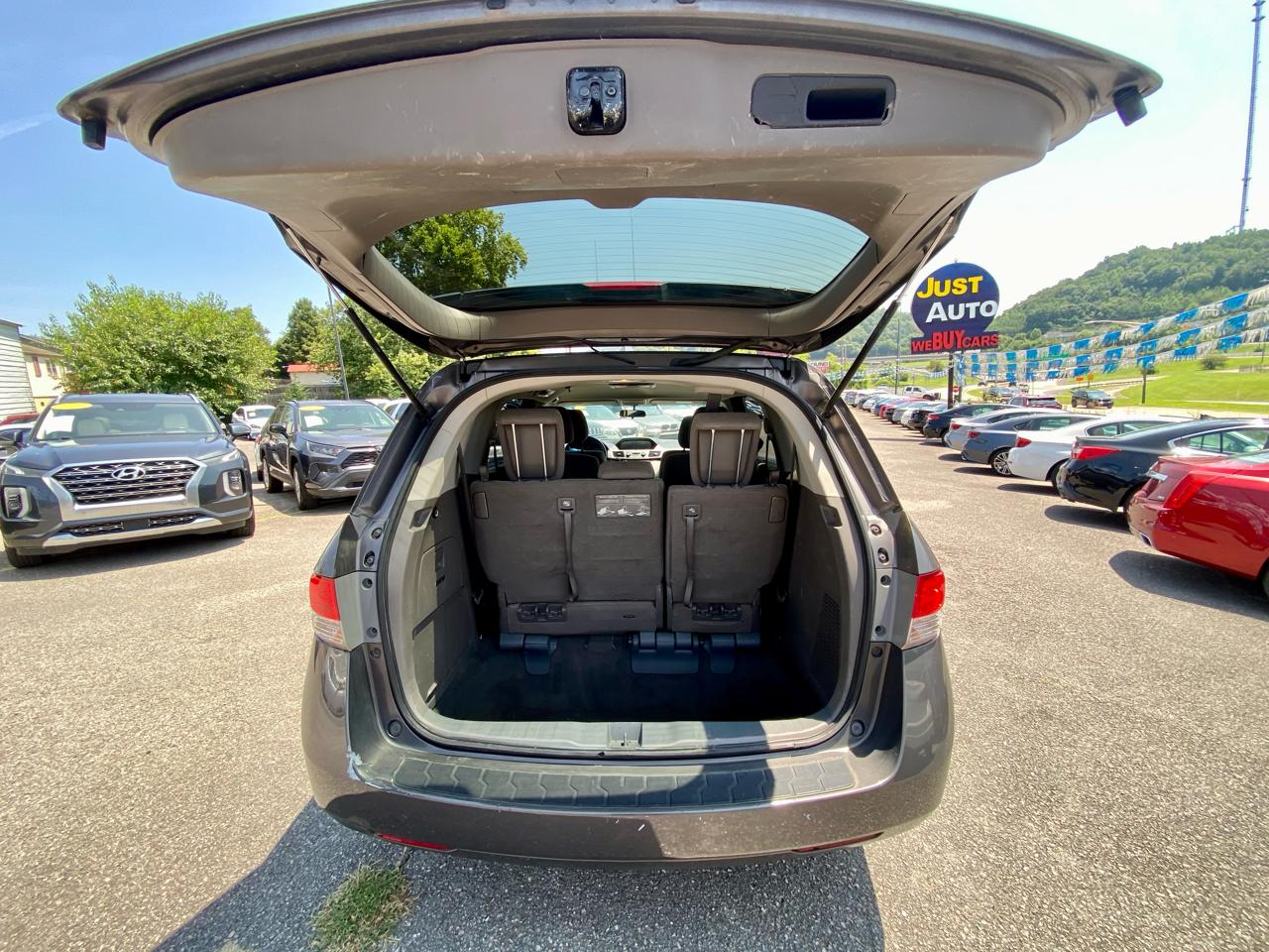 Honda Odyssey SE Auto 2017