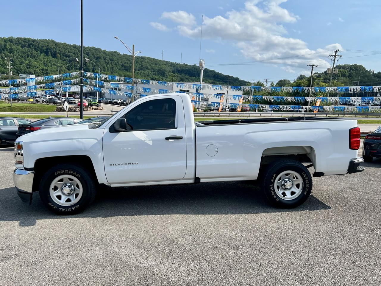Chevrolet Silverado 1500 2WD Reg Cab 133.0" Work Truck 2018