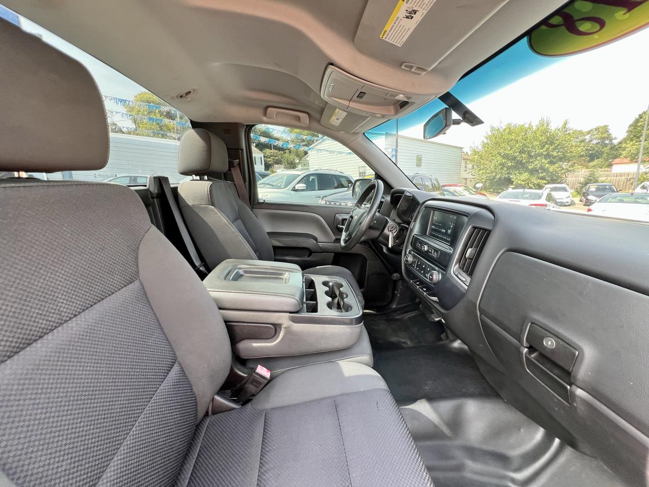 Chevrolet Silverado 1500 2WD Reg Cab 133.0" Work Truck 2018