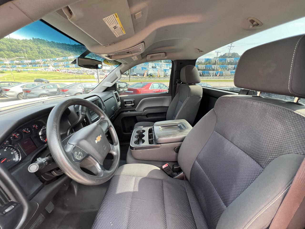 Chevrolet Silverado 1500 2WD Reg Cab 133.0" Work Truck 2018