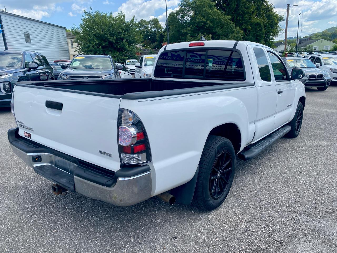 Toyota Tacoma 2WD Access Cab I4 AT (Natl) 2014