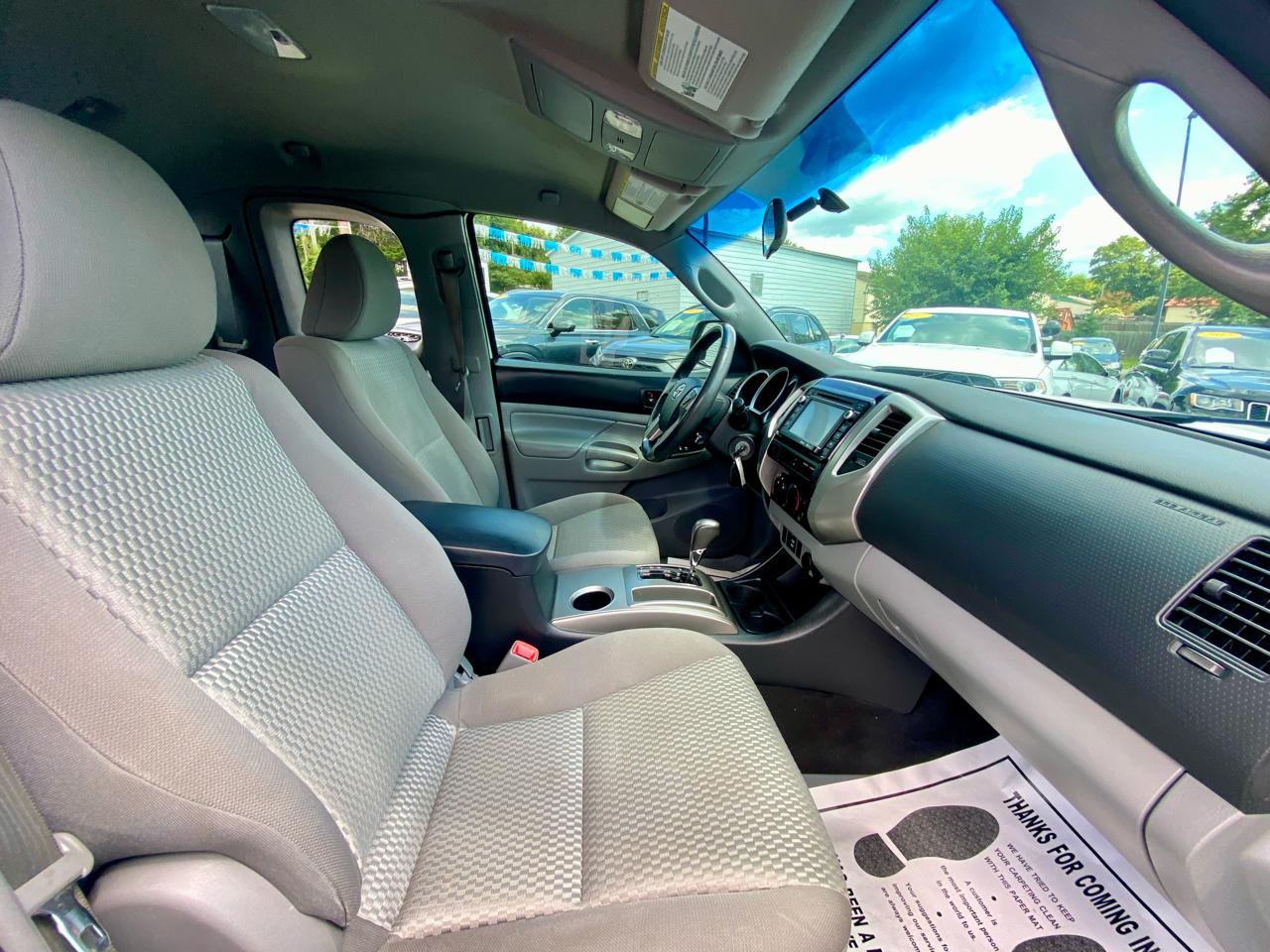 Toyota Tacoma 2WD Access Cab I4 AT (Natl) 2014