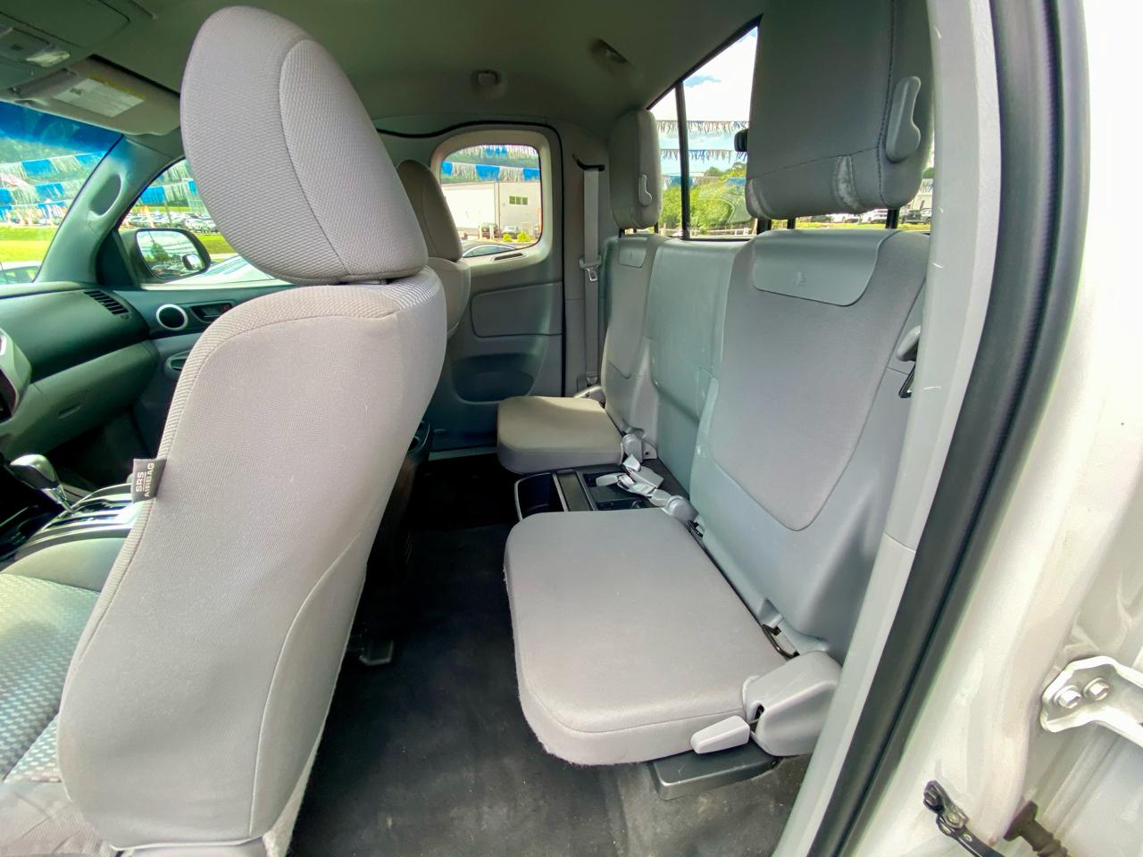 Toyota Tacoma 2WD Access Cab I4 AT (Natl) 2014