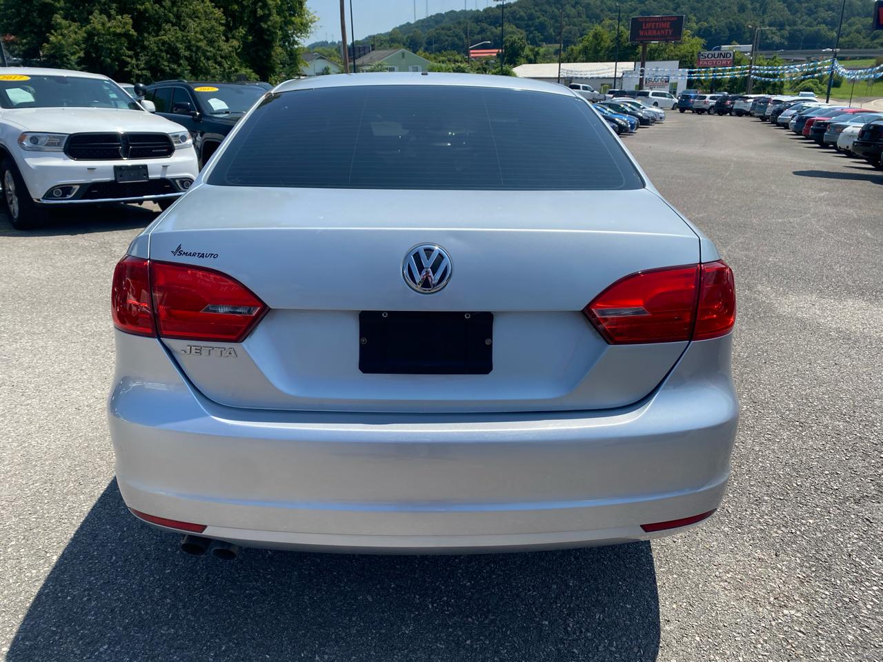 Volkswagen Jetta Sedan 4dr Man S w/Sunroof 2013