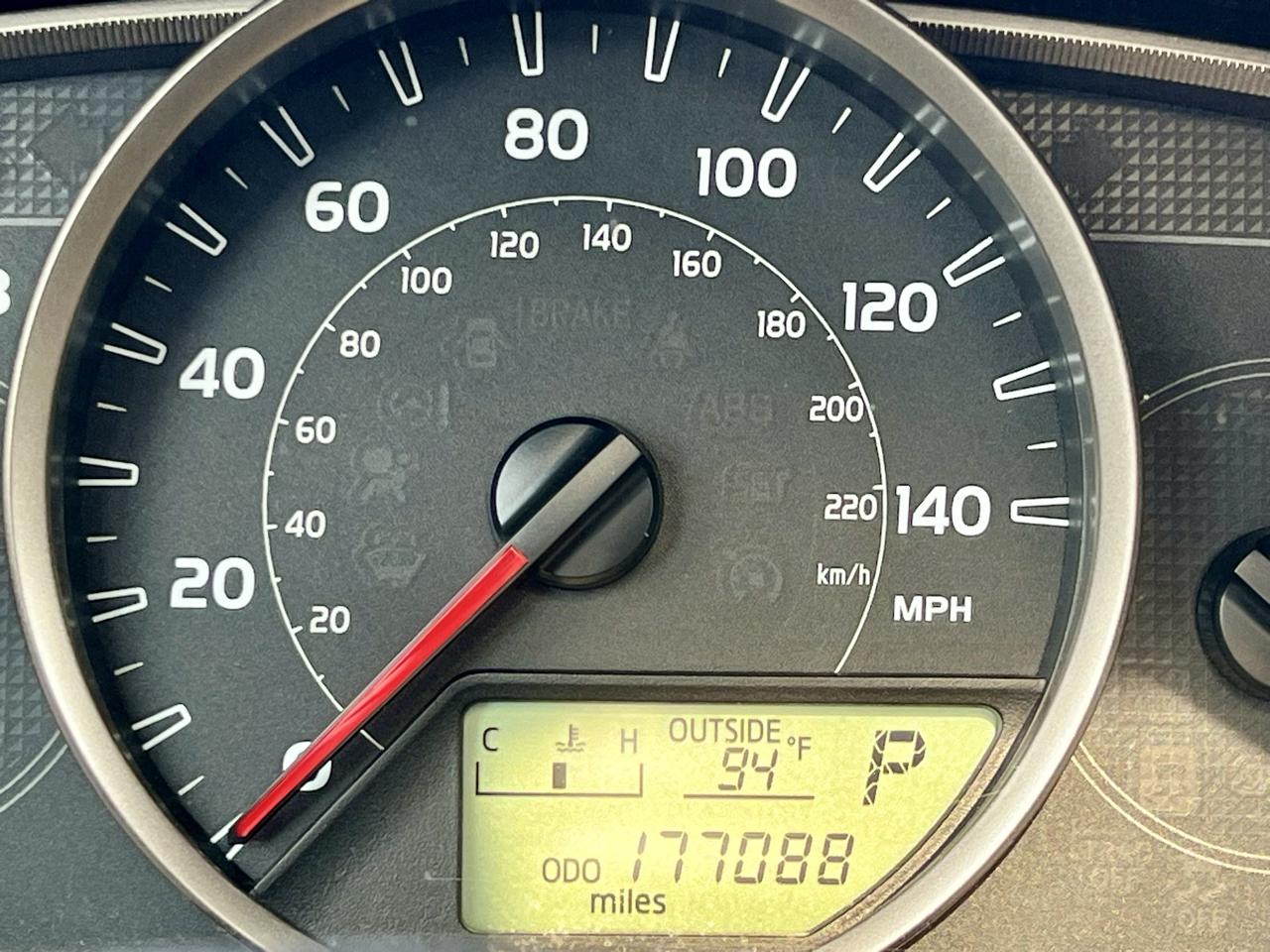 Toyota RAV4 FWD 4dr XLE (Natl) 2014