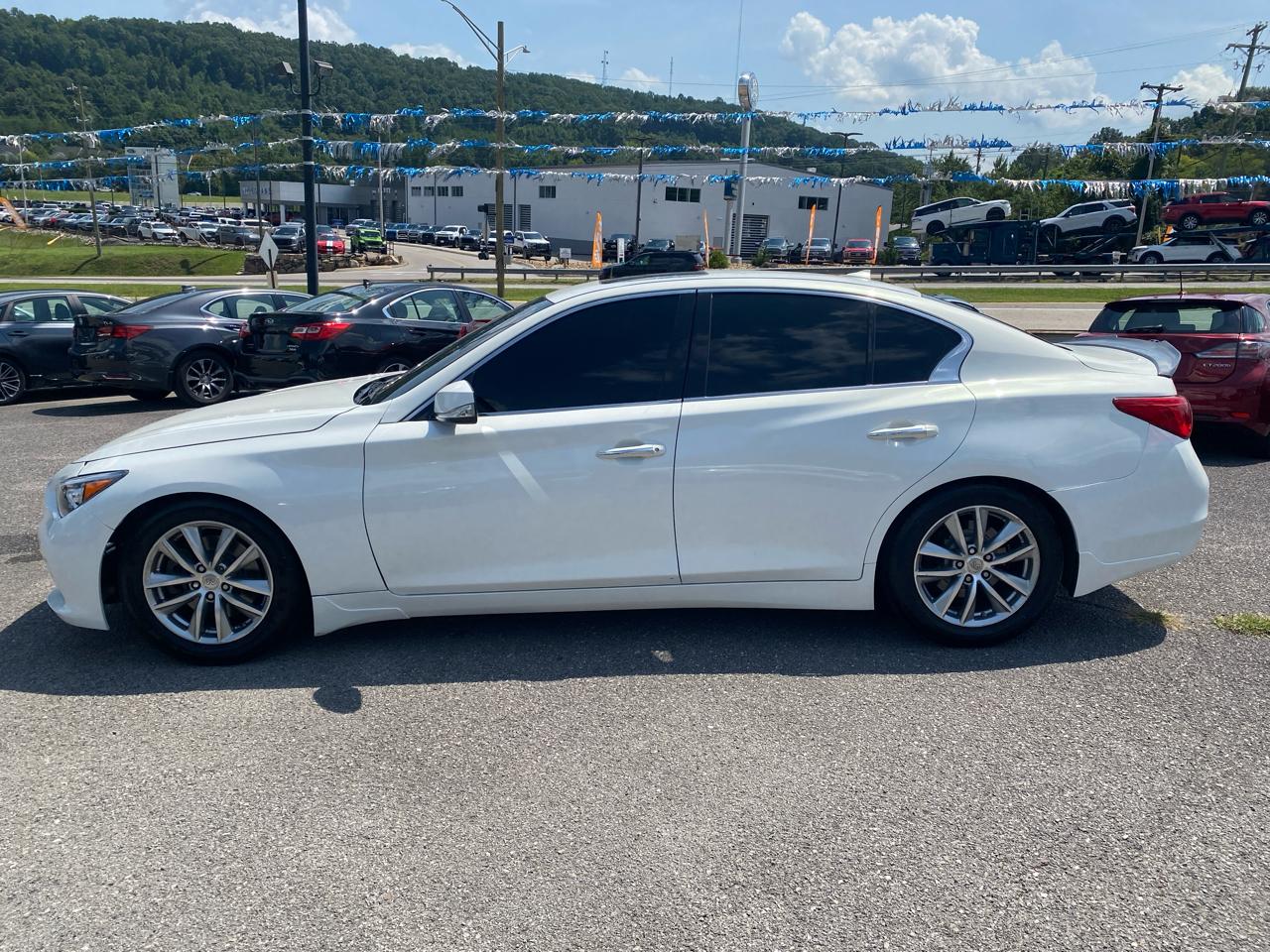 Infiniti Q50 4dr Sdn Premium AWD 2014