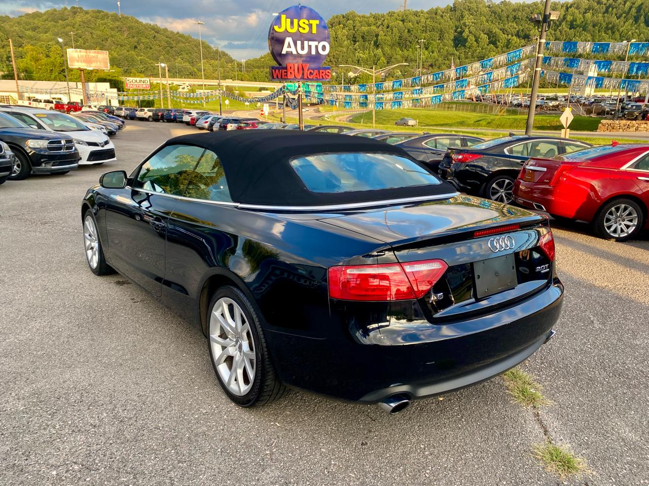 Audi A5 2dr Cabriolet Auto quattro 2.0T Premium 2011