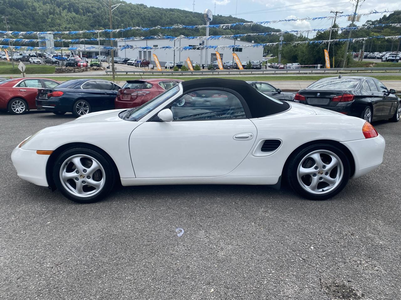 Porsche Boxster 2dr Roadster Tiptronic 2002