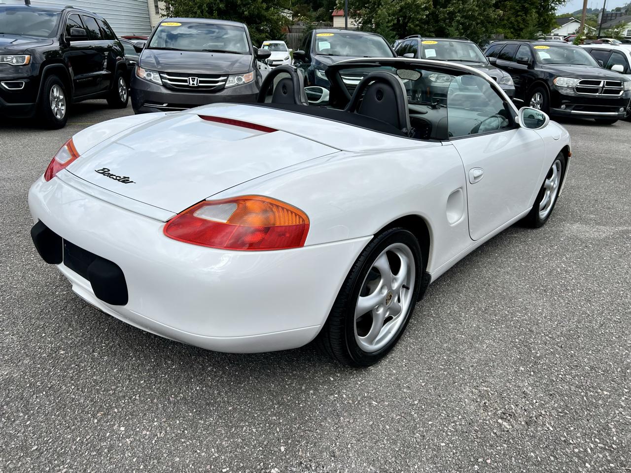 Porsche Boxster 2dr Roadster Tiptronic 2002