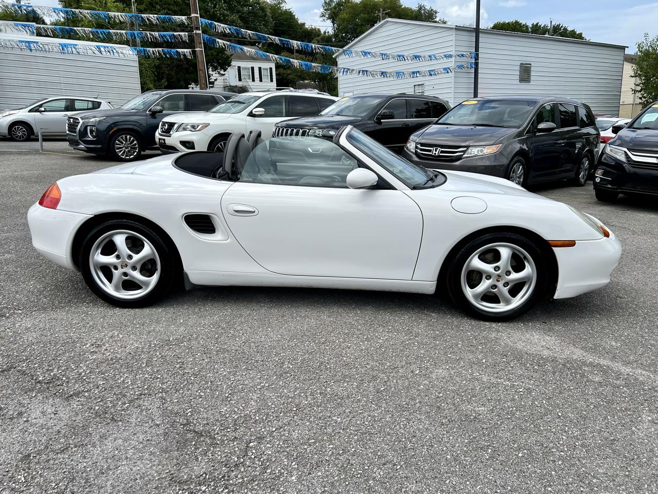 Porsche Boxster 2dr Roadster Tiptronic 2002