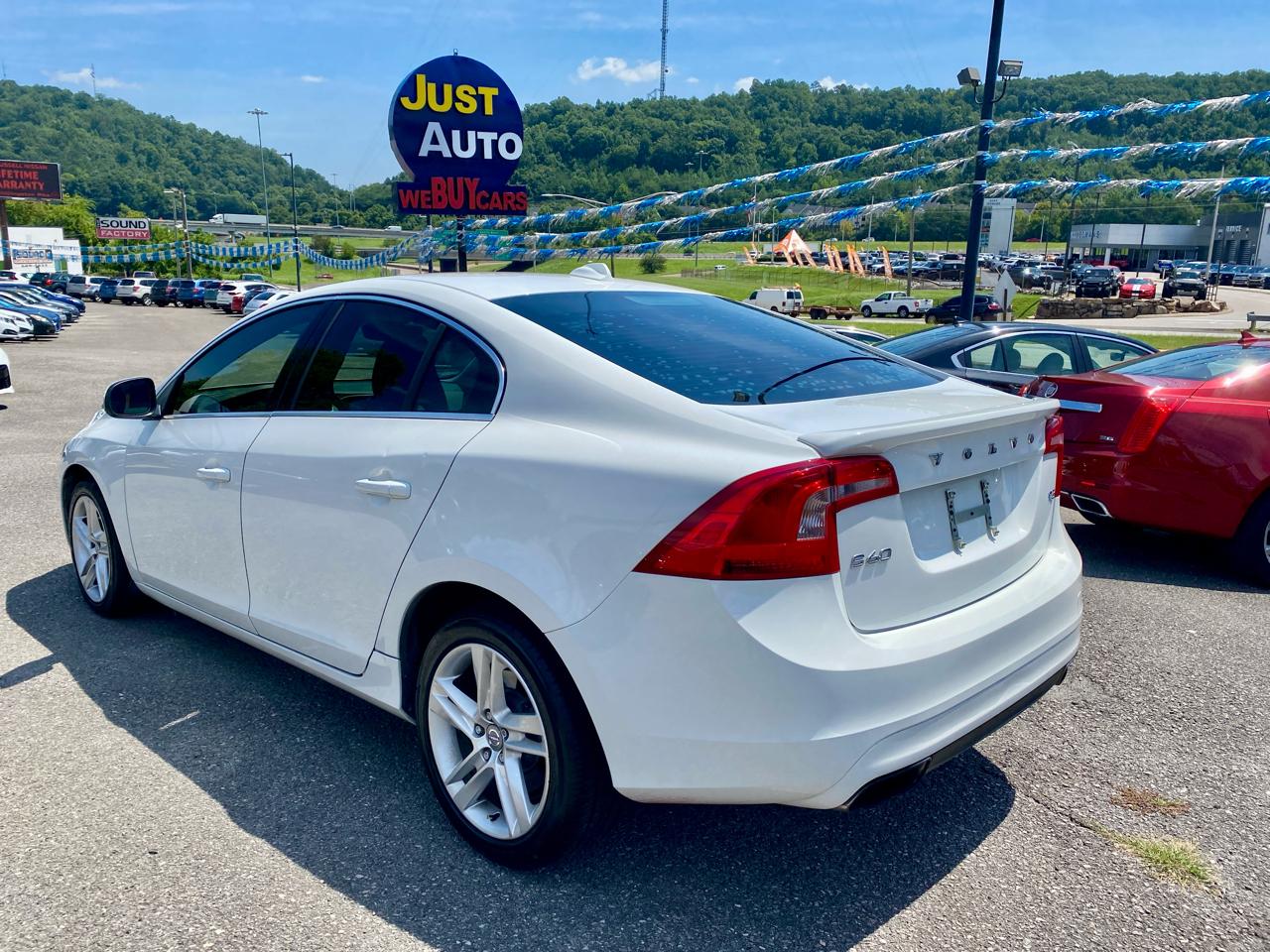 Volvo S60 2015.5 4dr Sdn T5 Drive-E Premier FWD 2015