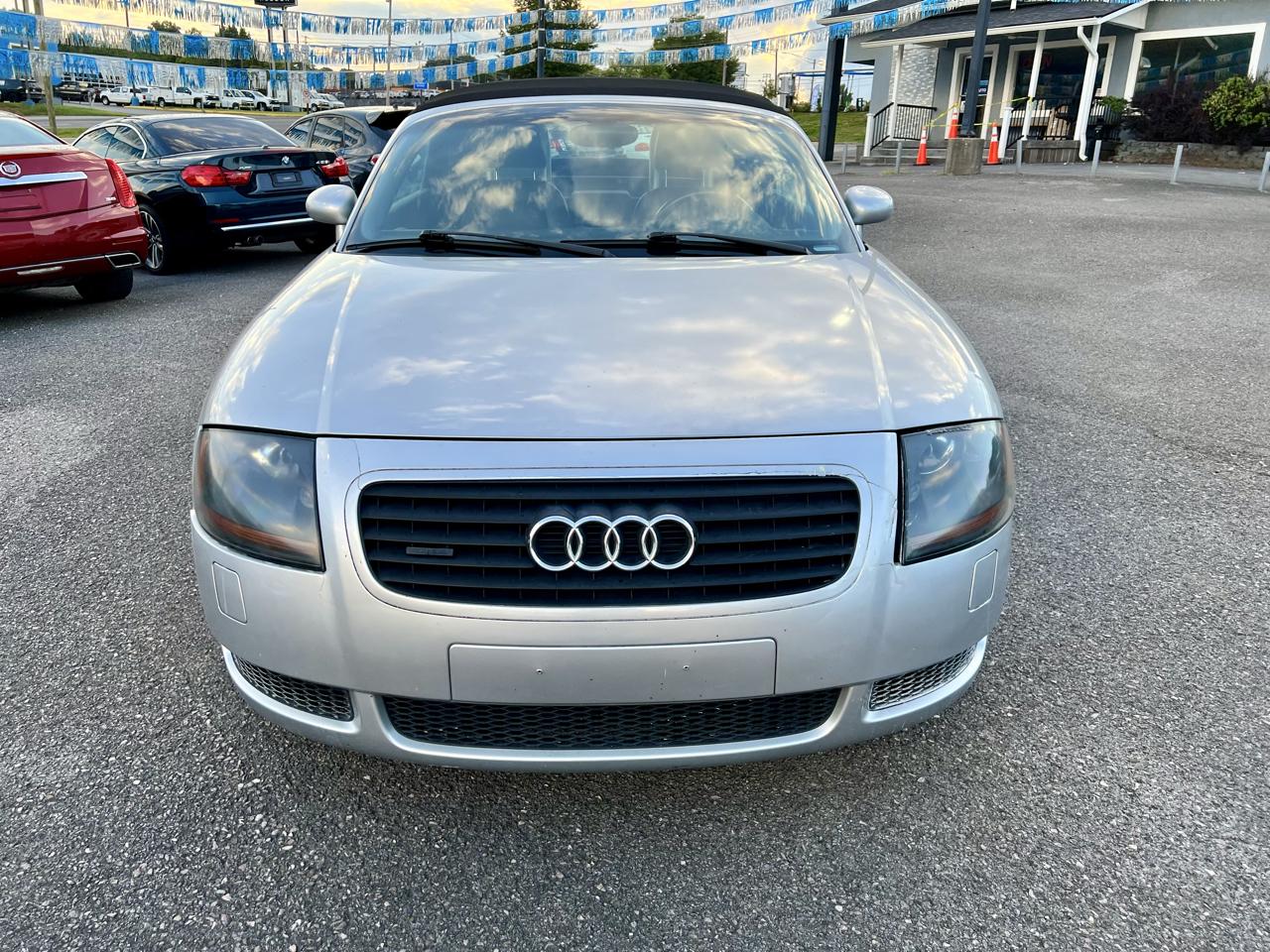 Audi TT 2dr Roadster Quattro 6-Spd 2002