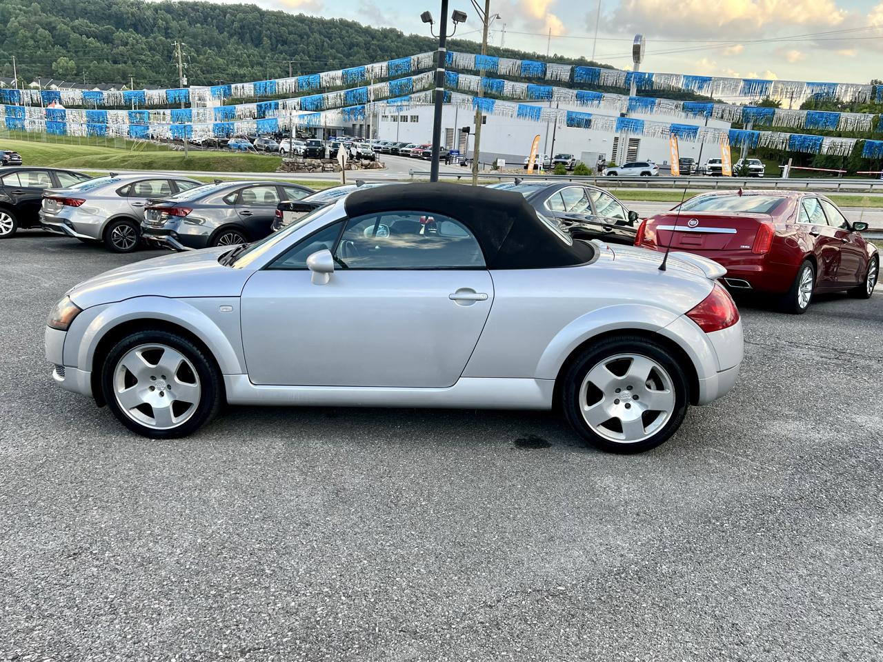 Audi TT 2dr Roadster Quattro 6-Spd 2002