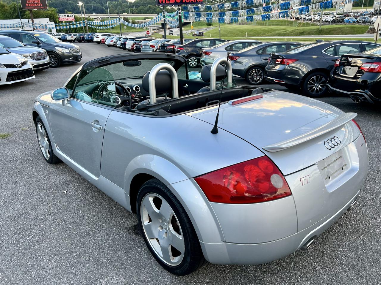 Audi TT 2dr Roadster Quattro 6-Spd 2002