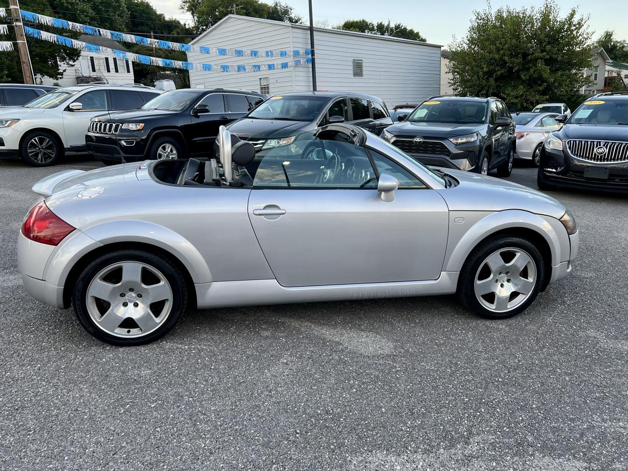 Audi TT 2dr Roadster Quattro 6-Spd 2002