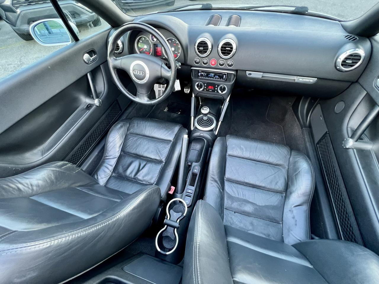 Audi TT 2dr Roadster Quattro 6-Spd 2002