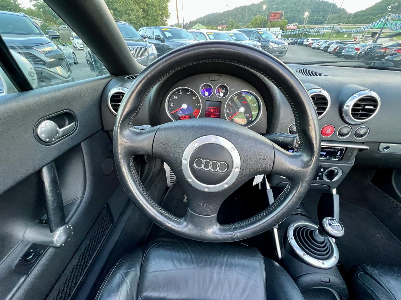Audi TT 2dr Roadster Quattro 6-Spd 2002