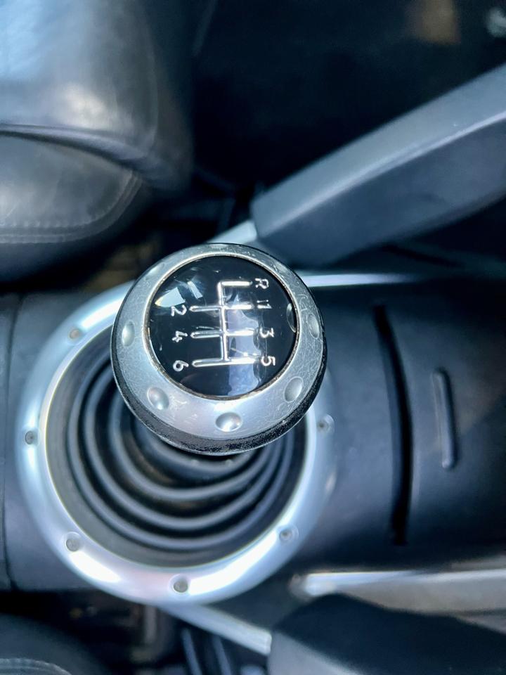 Audi TT 2dr Roadster Quattro 6-Spd 2002