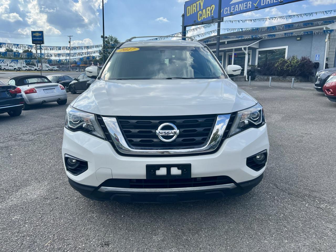 Nissan Pathfinder FWD SV 2017