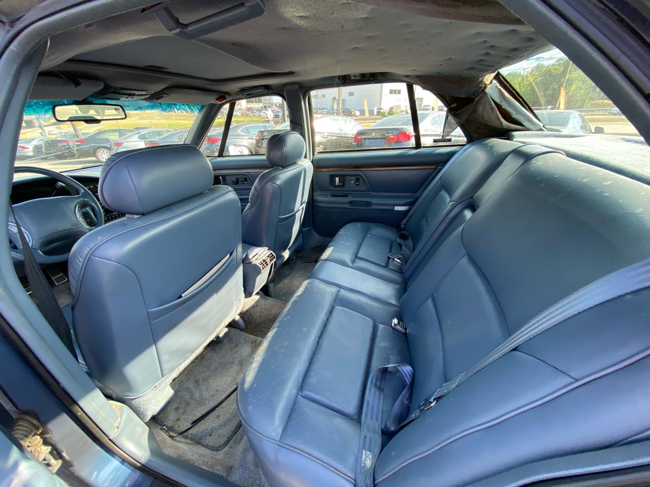 Oldsmobile 98 Regency Elite 4dr Sedan Series I - R7B 1995