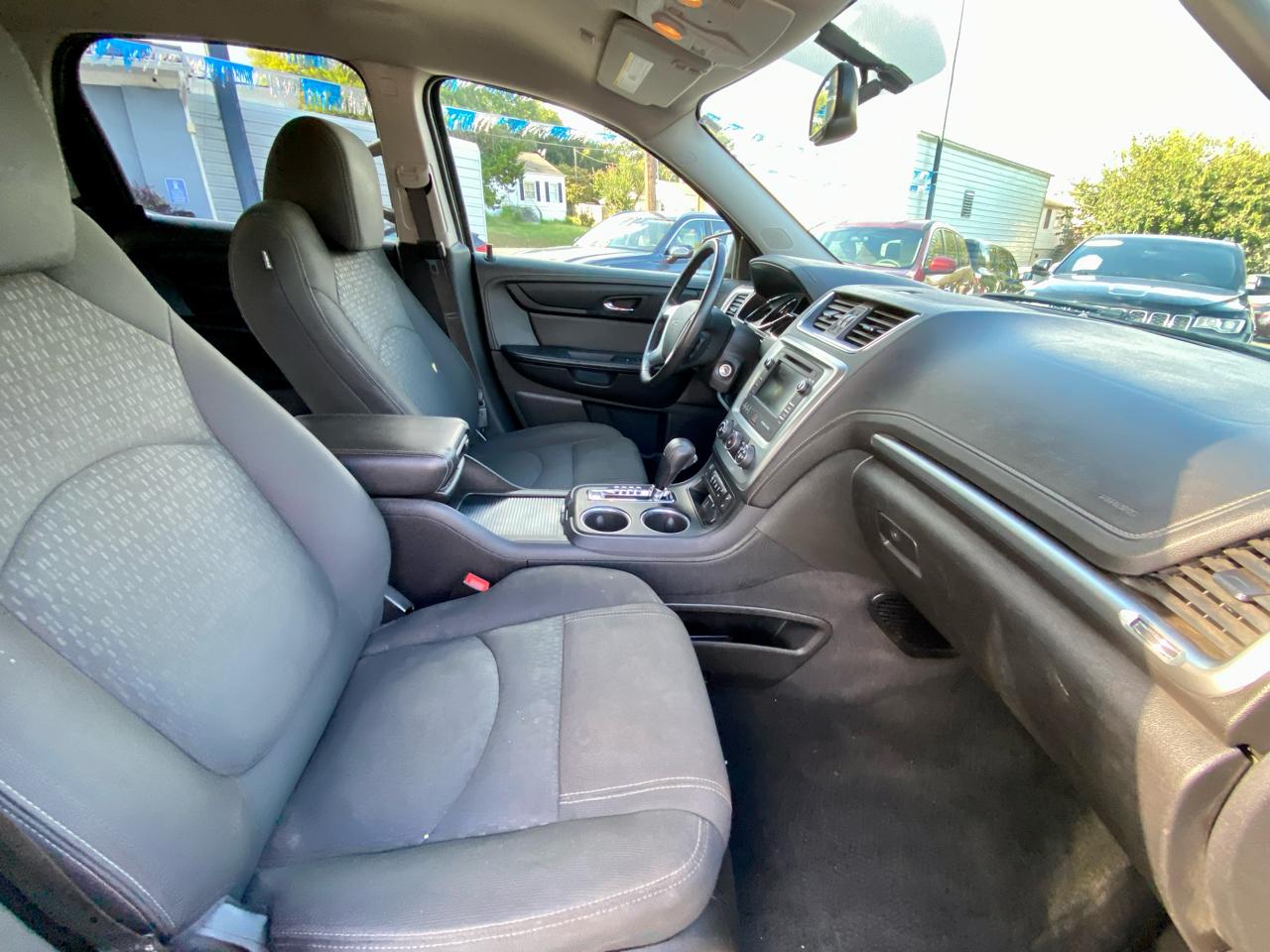 GMC Acadia FWD 4dr SLE w/SLE-2 2016