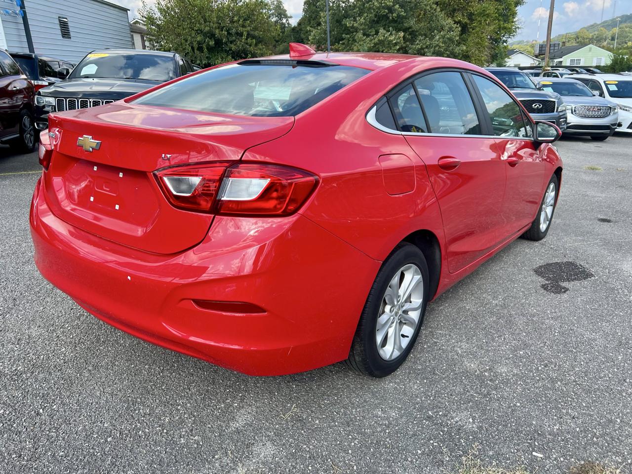 Chevrolet Cruze 4dr Sdn LT 2019